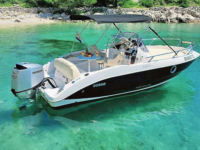 Sessa Marine Key Largo 24