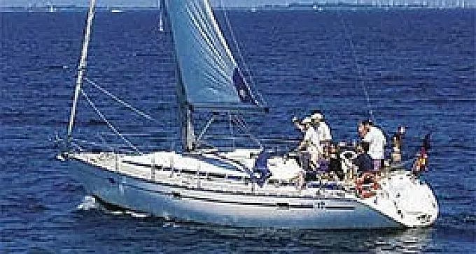 Bavaria Cruiser 37
