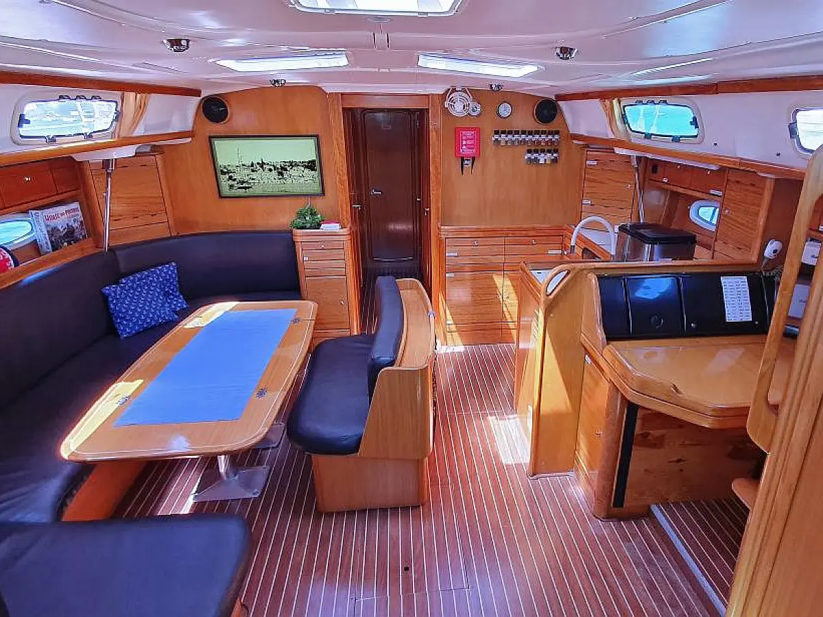 Bavaria 50 Cruiser - Led Zeppelin  - Vue de l’intérieur