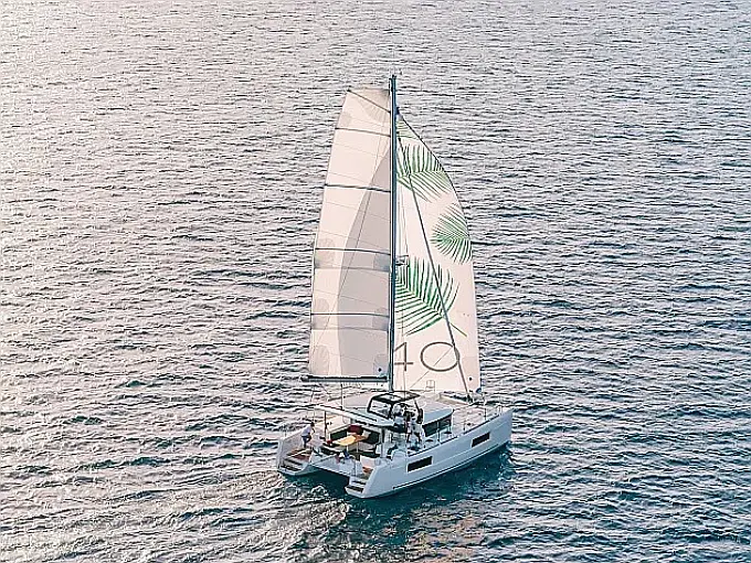 Lagoon 40