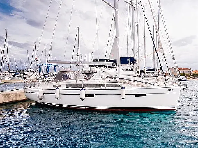 Bavaria Cruiser 37 B