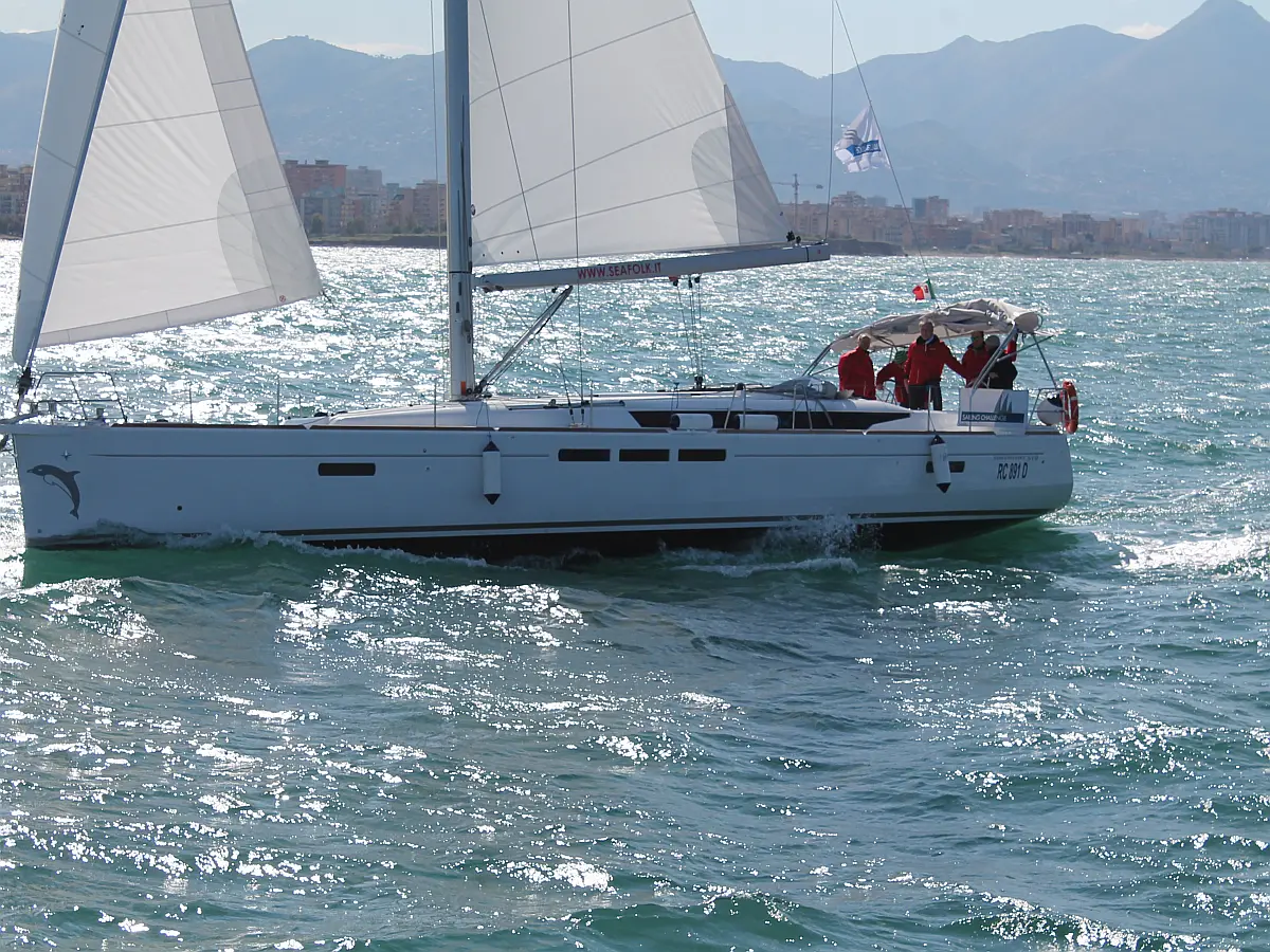 Sun Odyssey 519