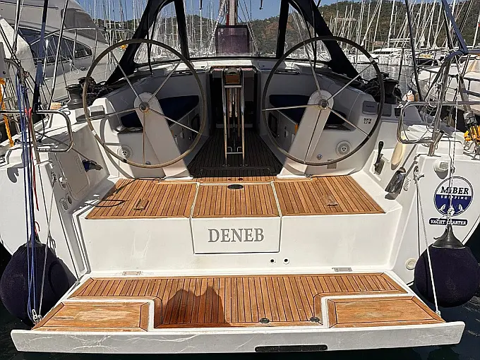 Hanse 445
