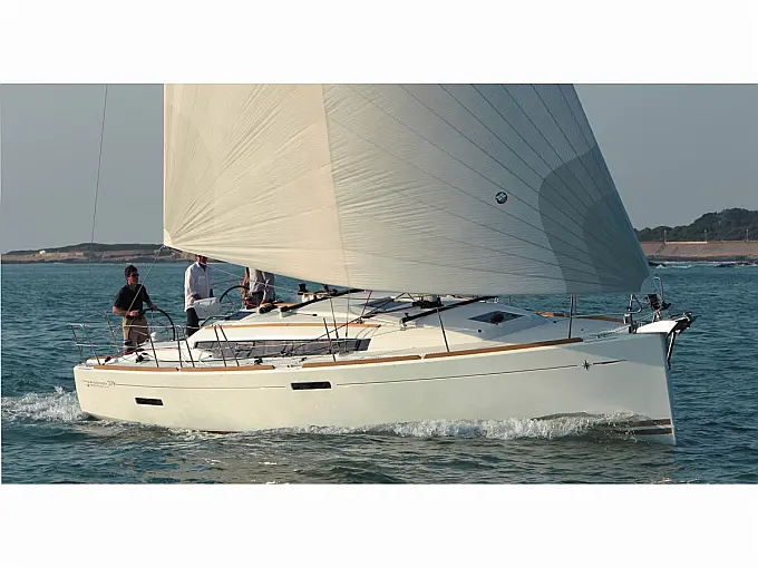 Sun Odyssey 379